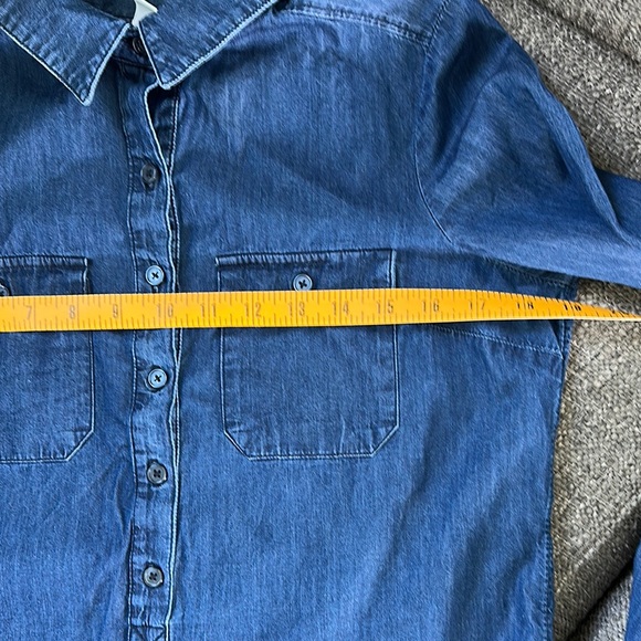 Old Navy Women’s Blue Chambray Lightweight Denim Casual Button Tunic Small - Picture 3 of 6